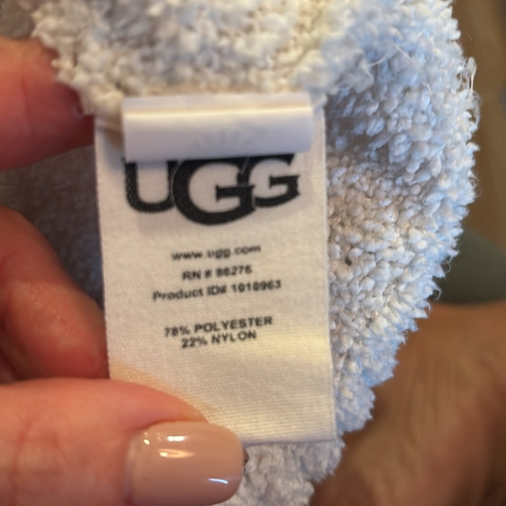 Ugg Pullover - image 5